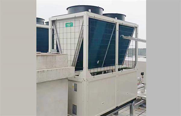 空氣能熱泵機(jī)組如何提升商用酒店的采暖效率